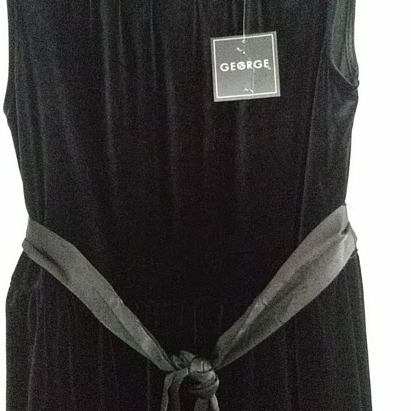 George Dress Black velvet stretchy sheath dress. - Picture 3 of 4